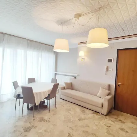 Appartement Lcc - Centralissimo - 100 Mt Da Piazza Mazzini - 50 Mt Dal Mare - Immobil Relax