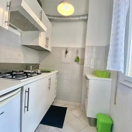 Lcc - Centralissimo - 100 Mt Da Piazza Mazzini - 50 Mt Dal Mare - Immobil Relax * Jesolo